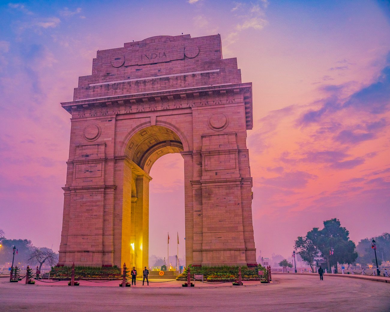 India Gate, New Delhi, lit at dusk